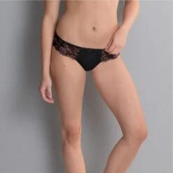 Rosa Faia - Colette Shorty Noir