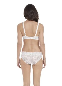 Wacoal - Halo Lace Slip Ivory 7 Wacoal - Halo Lace Slip Ivory -Sous-Vêtements Féminins WA878205 IVY back Wacoal Lingerie Halo Lace Ivory Bikini Brief.jpg 768x1075 pdp tablet