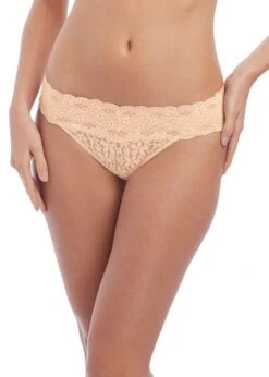 Wacoal - Halo Lace Slip Nude