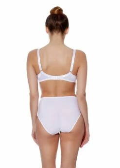 Wacoal - Eglantine Soutien Gorge Sans Armatures Blanc 7 Wacoal - Eglantine Soutien Gorge Sans Armatures Blanc -Sous-Vêtements Féminins WEBFA162 WHE back Wacoal Lingerie Eglantine White Soft Cup Bra.jpg 768x1075 pdp tablet