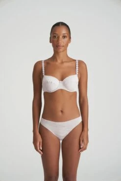 Marie Jo - Tom Slip Rio Sweet Haze -Sous-Vêtements Féminins eservices marie jo lingerie briefs tom 0520820 skin 0 3580004 8dc352ba ef09 4764 a283 dfaa0239e3f5