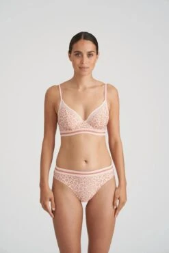 Marie Jo - Benicio Soutien-Gorge Plongeant Longline Rose Perlé 7 Marie Jo - Benicio Soutien-Gorge Plongeant Longline Rose Perlé -Sous-Vêtements Féminins eservices marie jo l aventure lingerie underwired bra benicio 0122292 pink 0 3564635 2689c9e7 b117 4dec 8e26 94214ee7f40d