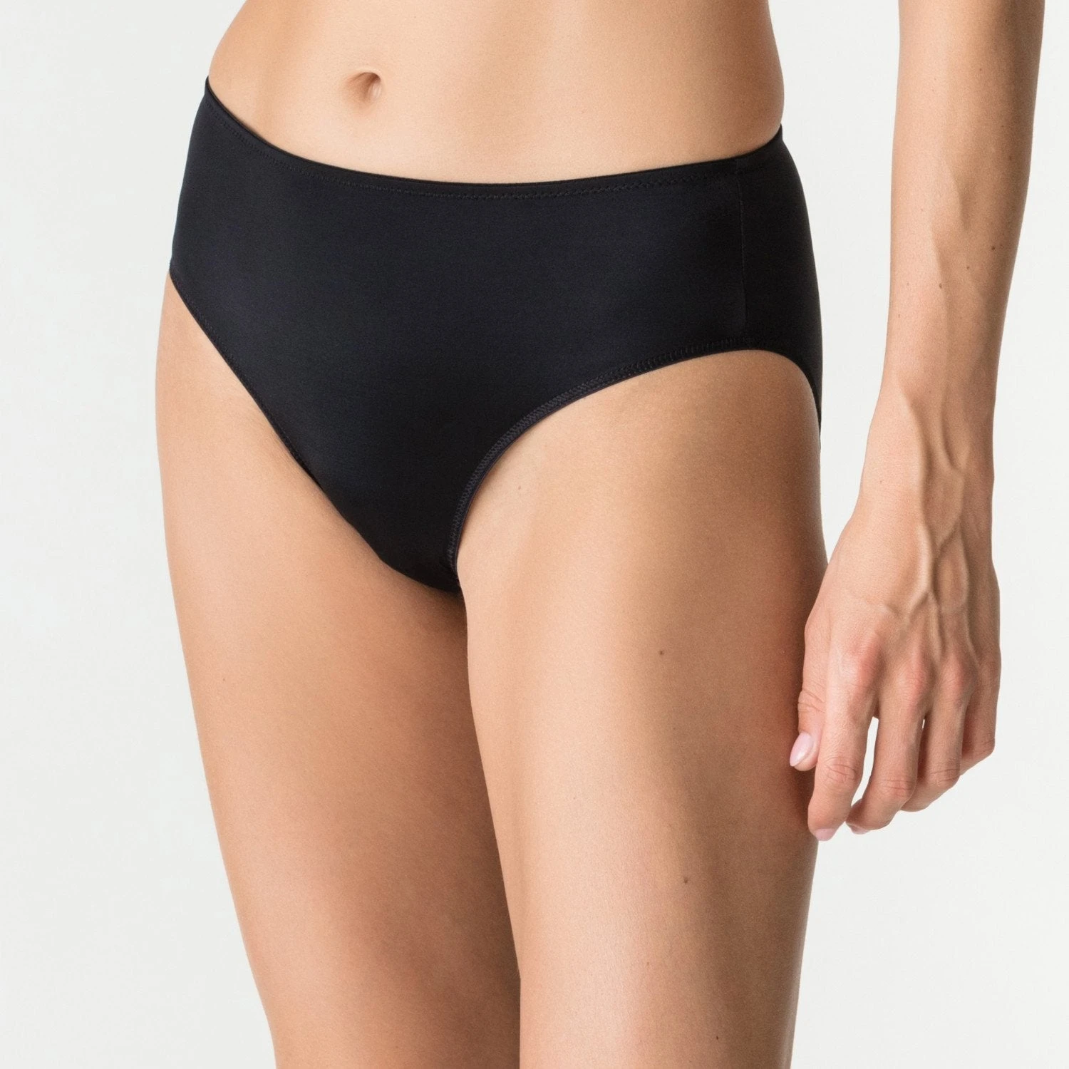 PrimaDonna - Satin Slip Taille Haute Noir 4 PrimaDonna - Satin Slip Taille Haute Noir – Image 2